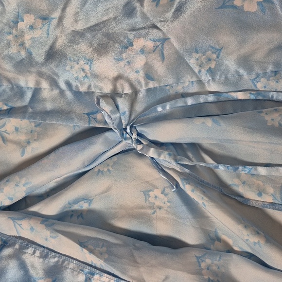 Secret Treasures Light Blue Robe - Picture 6 of 6